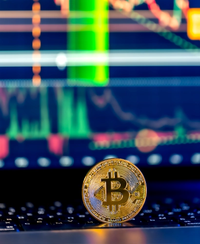 Team von Cryvanta Flex 1.3 bei der Marktanalyse